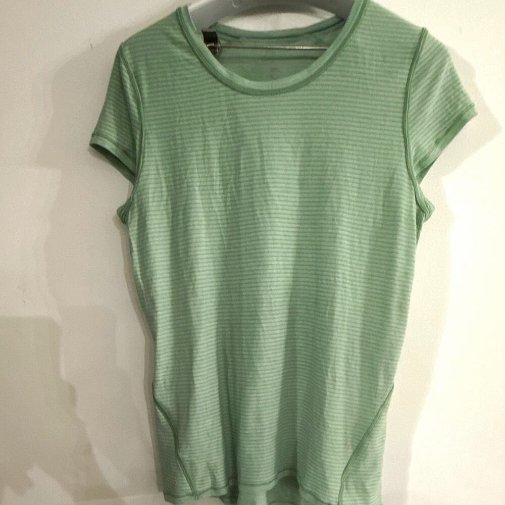Lululemon Women’s 6 Green Striped Stretch Knit Crew Neck Short Sleeve Tee